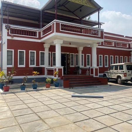 Western Castle Residency Villa Coimbatore Exteriör bild